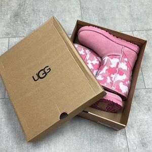 🍁UGG 🍁 CLASSIC SHORT JAGGED CAMO PINK WINTER BOOTS